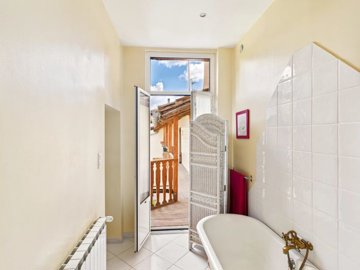 9e3c22d65f2554c357840228c5c77af8329f8ceacd192