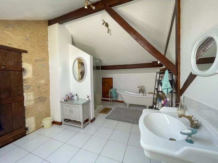 Image No.15-Maison de 3 chambres à vendre à Saint-Saud-Lacoussière