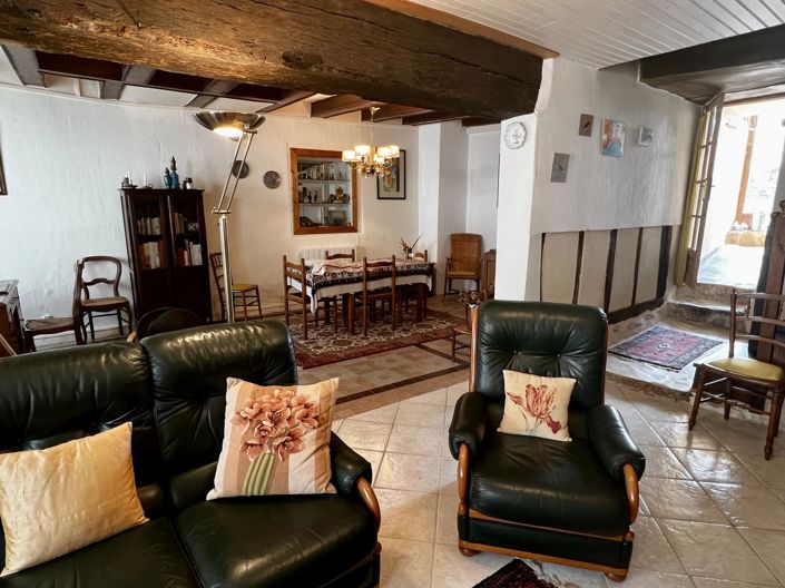 Image No.4-2 Bed House for sale