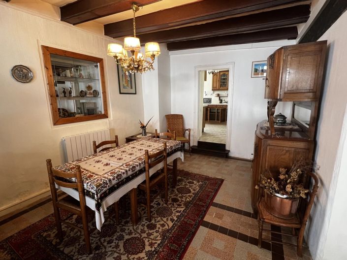 Image No.6-2 Bed House for sale