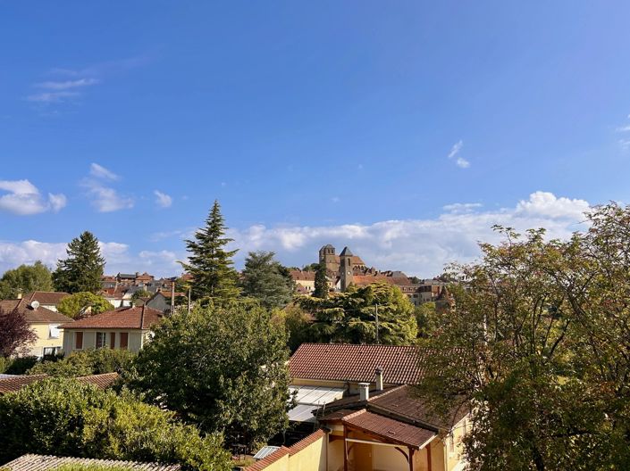 Image No.11-5 Bed House for sale