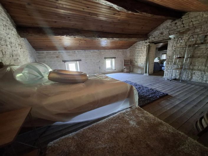 Image No.10-Maison de village de 3 chambres à vendre à Loubillé