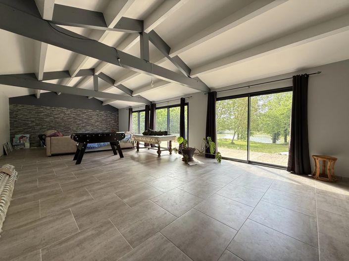 Image No.5-Maison de 6 chambres à vendre à L'Isle-Jourdain