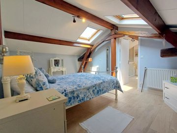 f2dacecf035c43a83d5d3e0962788922fedb710a77160