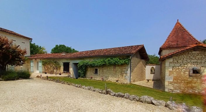 Image No.6-Maison de 8 chambres à vendre à Aubeterre-sur-Dronne