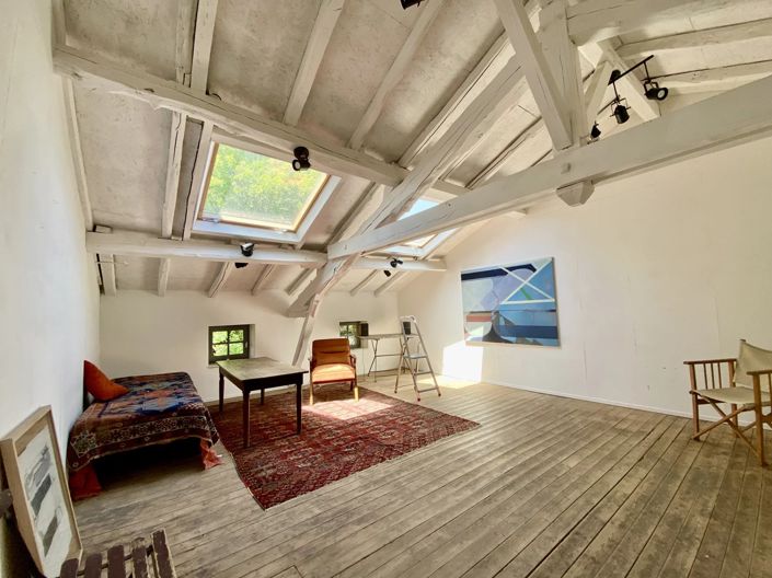 Image No.10-2 Bed House for sale