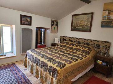 aa56e5ab925e43fe089c3c024b9de2c64bf8cb7469192