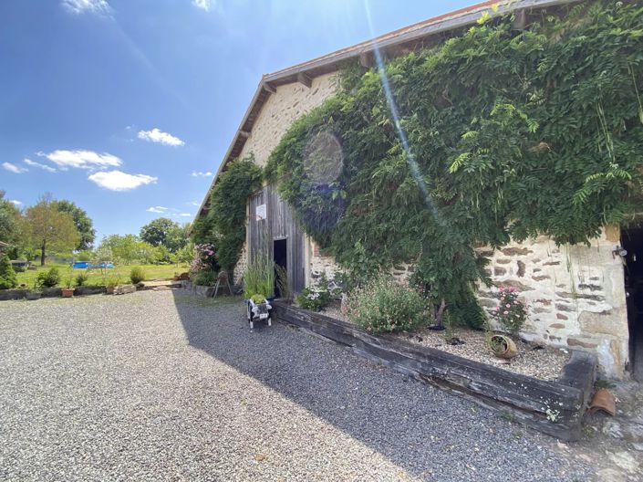 Image No.12-Maison de 3 chambres à vendre à Bussiere-Poitevine