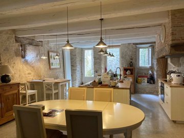 3cdb5209f73463b5c18f977072c24a48a3f833b998192