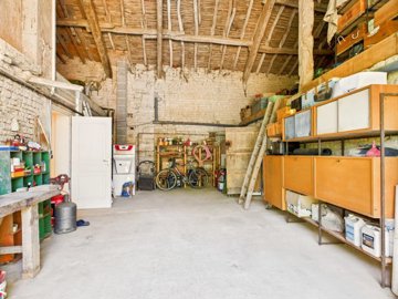 52e81be59951ad851a98cfae5d8bb7ede1706b919d192