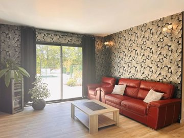 387f212d065a006e6c748de204696e0b7d1f2022b8403