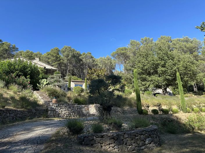 Image No.2-6 Bed House for sale