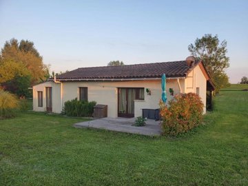 bb65d8eb300093e4d89b49aef3eb582df00b8b82ff160