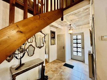 a209cb08590e8e53858e861115e977c806ea74ac4b403