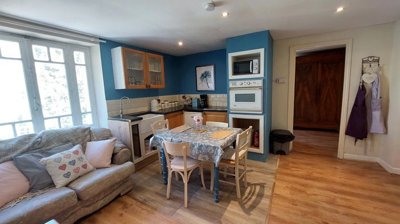 f7895030a69c28e1285178ebe9b91046b232650ed1400