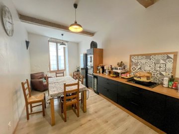 b03072c8b80ee88a3e11fac2485d938e73f840f795192