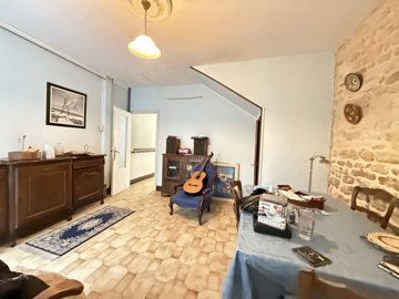 351a0140940aa95b9d9b9983abba165a4bd2245000192