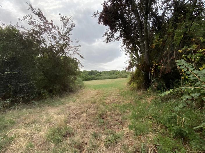 Image No.2-Maison de 2 chambres à vendre à Charroux