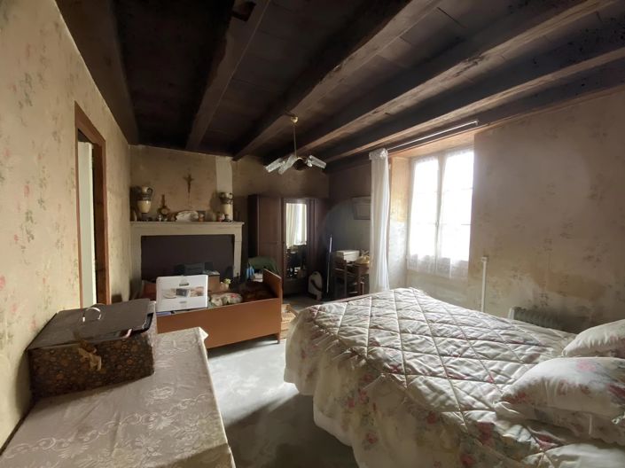 Image No.4-Maison de 2 chambres à vendre à Charroux