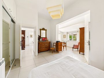 24f09f34de947679c40eddb5f5596b9d53ffc9552d192