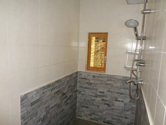 Image No.12-Maison de 3 chambres à vendre à Brux