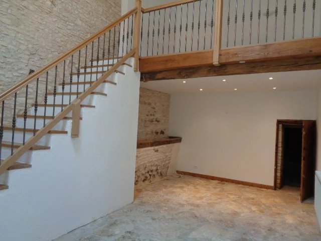 Image No.5-Maison de 3 chambres à vendre à Brux