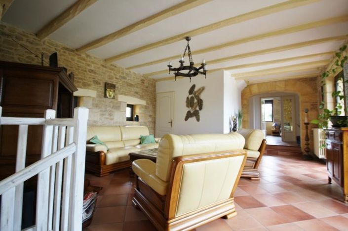 Image No.5-6 Bed House for sale