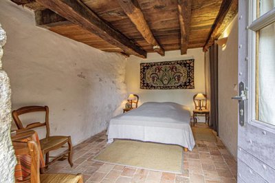 ac458834e98f9b1b660458048b07a182465a293852300