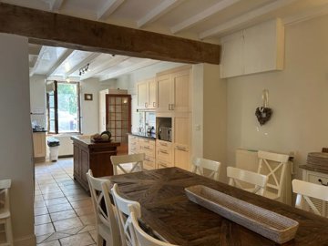 feffd84f1306c1199fcf9e850d1e14b7564bd919d1192