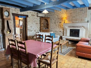 8bb547e35d8caca9aa307baed4840380bfb8e875d0192