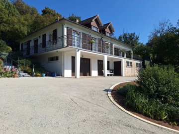 7a7c808f549335466aff465e544cd9613138393283192