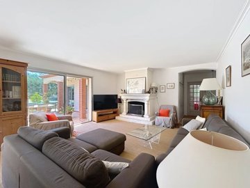 a44cff78742daec26816d520b0ed2b4c2e46025f2d192