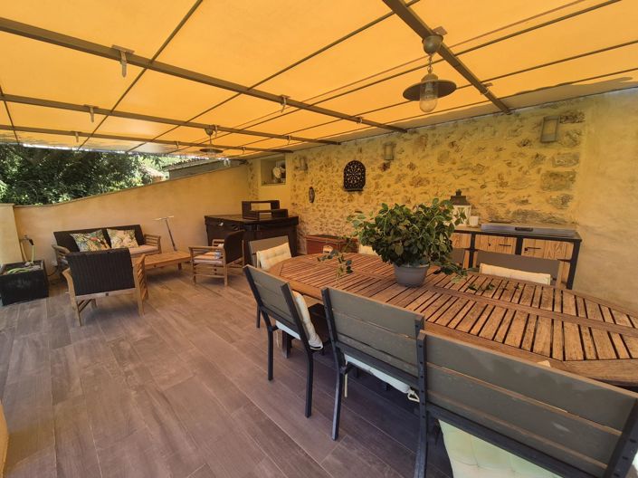 Image No.8-3 Bed House for sale