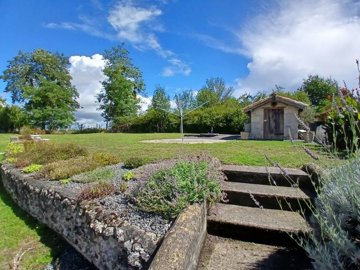 07090aad4314190319bc51e32c64f7ba3b560e13ec192