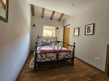 d999121fe2a8ffa36343453fb596cf52620bf5b503192