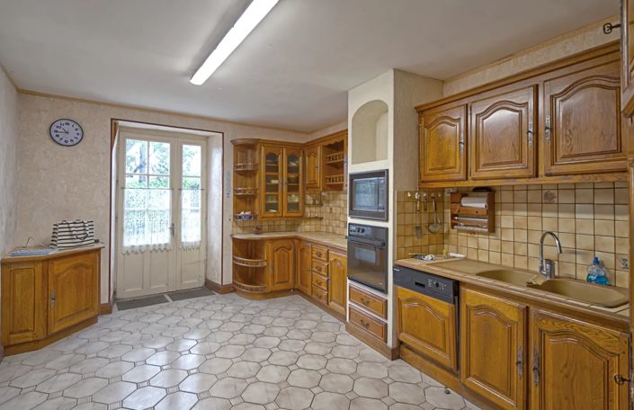 Image No.3-Ferme de 4 chambres à vendre à Villefagnan