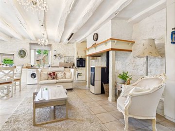 88eebf4b18ec185b6d579fe95901546f236a77eb21192