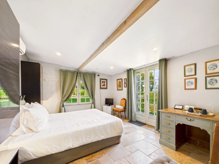 Image No.8-Maison de 8 chambres à vendre à Issigeac