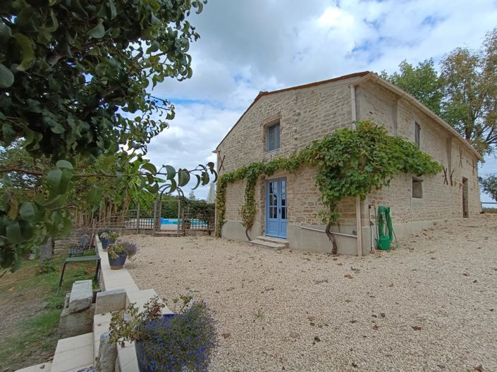 Image No.2-Maison de 4 chambres à vendre à Maillé