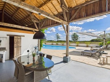 e1835b5bc1421bb0d506ffe729729cf02e1e508519192