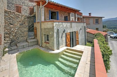 f9d9d22085ad2eb5ae2381dde95751dc8cdebeeceb192