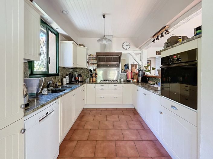 Image No.7-Maison de 5 chambres à vendre à Estoher