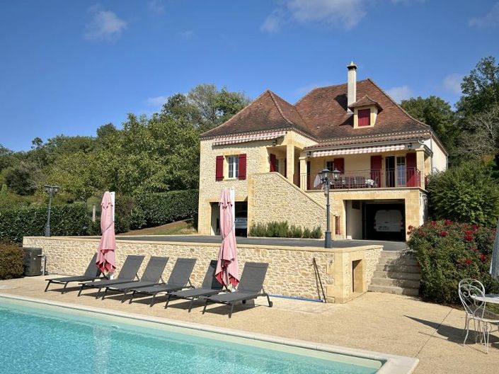 Image No.2-Maison de 5 chambres à vendre à Dordogne