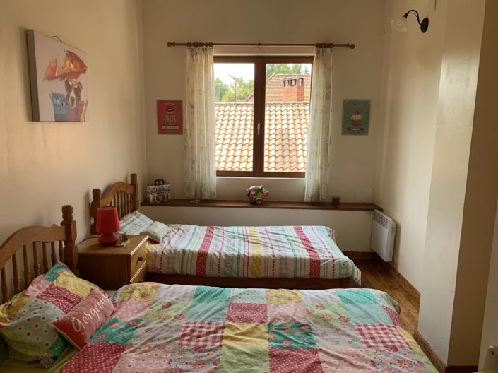 Image No.5-Maison de village de 3 chambres à vendre à Saint-Saud-Lacoussière