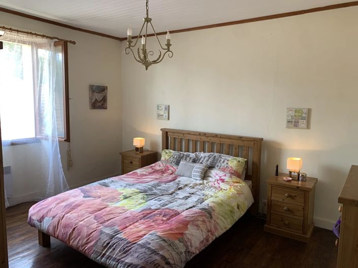 Image No.9-Maison de village de 3 chambres à vendre à Saint-Saud-Lacoussière