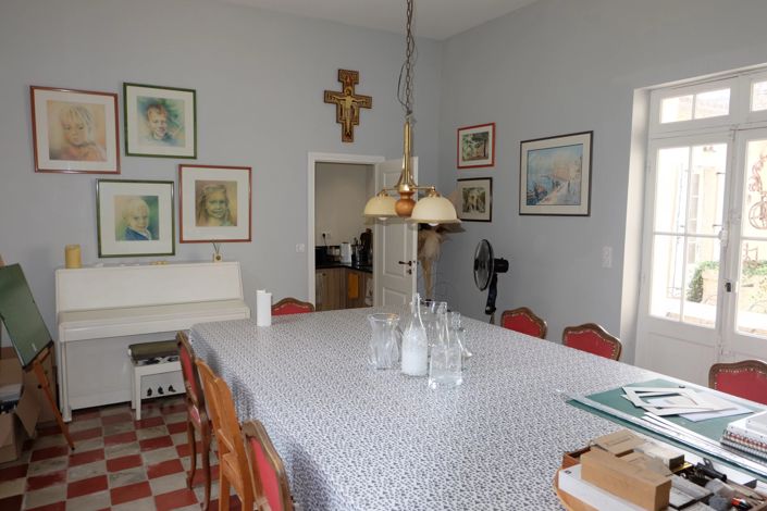 Image No.4-6 Bed House for sale