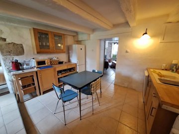 b9303b8f565fbc7722c733288535f65e23612c0bd1192