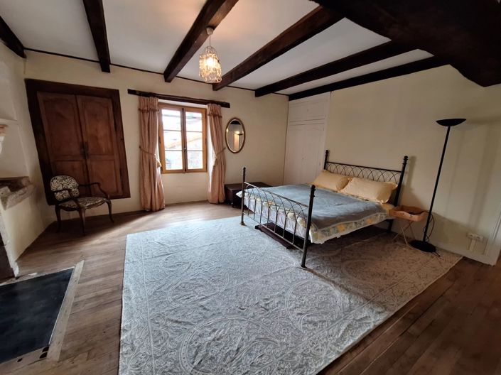 Image No.9-4 Bed House for sale