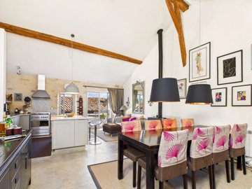 6cd8bb21094247adfe3e81893bf630e15fd4d6fa0a200