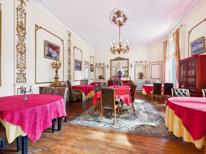 Image No.5-Maison de 19 chambres à vendre à Tournon-Saint-Pierre